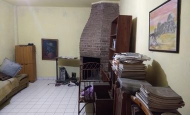 Venta de casa quinta Parque Leloir