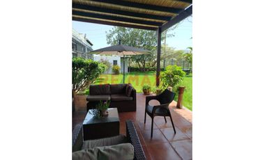 Venta De Dos  Lotes De Terrenos  Agrícolas En El Valle De Mala