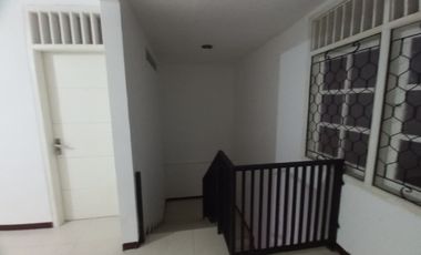 Rumah Disewakan 5 KT di Tebet Jaksel - Akses Jalan 2 Mobil