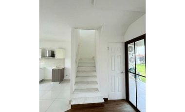 VENTA CASA EN VILLA ZAITA CON AREA SOCIAL CONJUNTO CERRADO