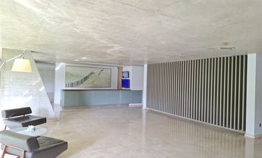 Departamento en venta de 2 dorm. Las Tranqueras Vitacura