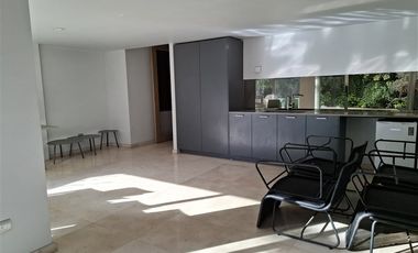 Departamento en venta de 2 dorm. Las Tranqueras Vitacura