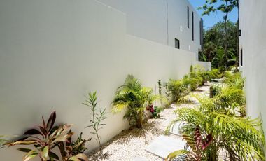 Casa con alberca privada, Sala de TV, zona con amenidades, venta Ciudad Mayakoba