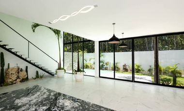Casa con alberca privada, Sala de TV, zona con amenidades, venta Ciudad Mayakoba