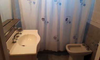 Hermosa casa de 5 ambientes, Quilmes Oeste.