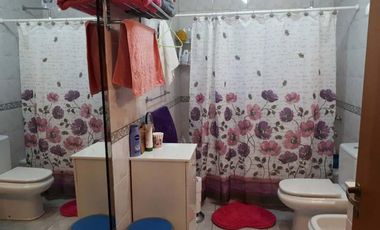 Hermosa casa de 5 ambientes, Quilmes Oeste.