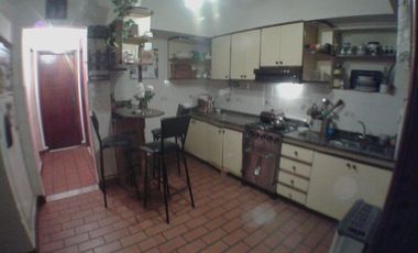 Chalet PH en venta en Remedios de Escalada Este