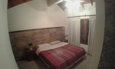 Chalet PH en venta en Remedios de Escalada Este