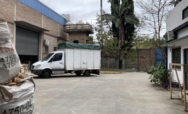 Excelente establecimiento de 1600 m2 S/2620 DE TERRENO 1000 M2 DE PLAYA