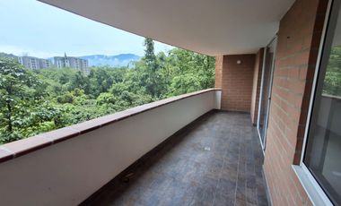 apartamento en arriendo en loma de las brujas. Cod A214137