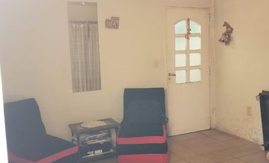 Casa Al Contra Frente, Buen Estado, Zona Concordia, Patio