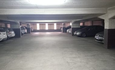 LATORRE PROP. VENDE  COCHERA EN ZONA CENTRO