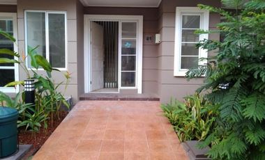 Disewakan Rumah Cantik di Amarillo Village Paramount Gading Serpong Tangerang Lokasi Strategis Murah