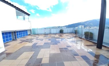 apartamento en arriendo en edificio infinity piso 22. Cod A13868