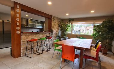 Casa de 5 ambientes con pileta en  Dos Valles