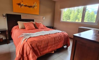Casa de 5 ambientes con pileta en  Dos Valles