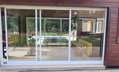 Casa de 5 ambientes con pileta en  Dos Valles