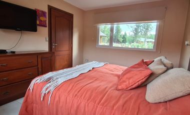 Casa de 5 ambientes con pileta en  Dos Valles
