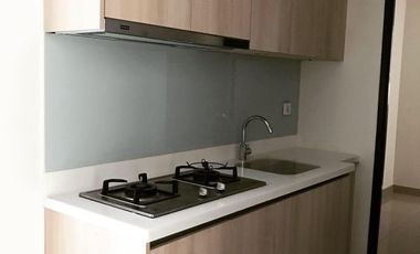 DIJUAL CEPAT !! Apt. Kensington Tower Addington Semi Furnish Bagus dan Rapih , Bisa Nego Tipis , Bisa Disewakan