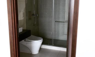 DIJUAL CEPAT !! Apt. Kensington Tower Addington Semi Furnish Bagus dan Rapih , Bisa Nego Tipis , Bisa Disewakan
