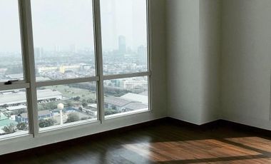 DIJUAL CEPAT !! Apt. Kensington Tower Addington Semi Furnish Bagus dan Rapih , Bisa Nego Tipis , Bisa Disewakan