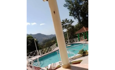 ALQUILER O VENTA DE CASA CON PISCINA EN ALTOS DEL MARIA