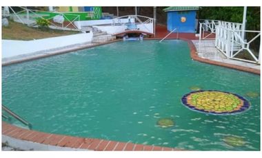 ALQUILER O VENTA DE CASA CON PISCINA EN ALTOS DEL MARIA