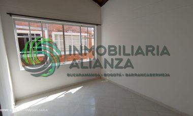 casa en arriendo en cañaveral. Cod A7713