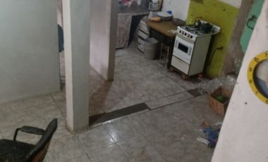 Casa en venta en Isidro Casanova