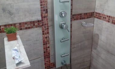 Casa en venta en Isidro Casanova