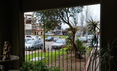 Departamento de tres dormitorios en venta en Villa Madero