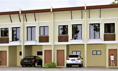 The Most affordable Townhouse 3Bedroom in Tuyom Carcar City