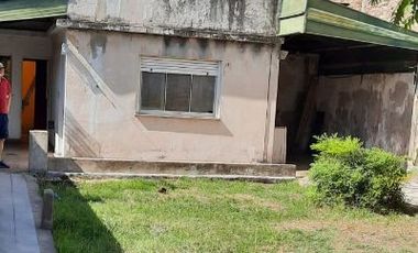 Casa PH en venta en Villa Dominico