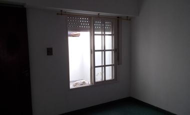 RAMOS MEJIA CENTRO DEPARTAMENTO 21/2 AMBIENTES