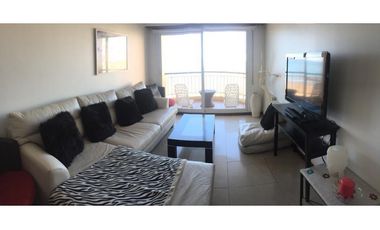 Departamento de 3 amb c/ cochera. Excelente vista al mar. Zona Varese