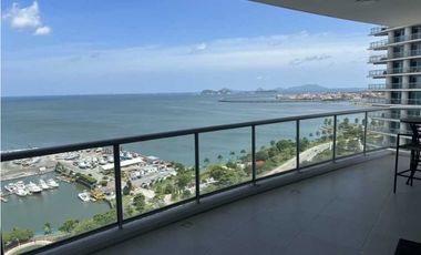 VENDO APARTAMENTO AMOBLADO EN PH SKY AV BALBOA 200 M2