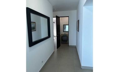VENDO APARTAMENTO AMOBLADO EN PH SKY AV BALBOA 200 M2