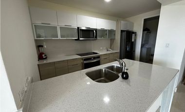 Se alquila apartamento en Playa Bonita