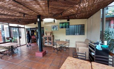 Divino restaurante operando con todos los permisos en venta