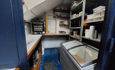 Divino restaurante operando con todos los permisos en venta
