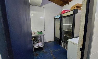 Divino restaurante operando con todos los permisos en venta