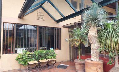 Divino restaurante operando con todos los permisos en venta
