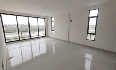 CASA EN VENTA CON RECAMARA O ESTUDIO EN P.B. FRACC. RÍO DEL DORADO BOCA DEL RÍO