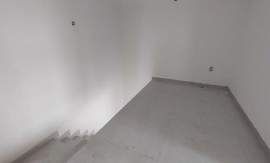 CASA EN VENTA CON RECAMARA O ESTUDIO EN P.B. FRACC. RÍO DEL DORADO BOCA DEL RÍO