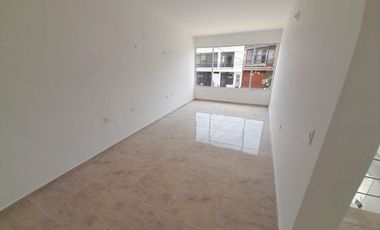 ARRIENDO LOCAL EN CABECERA