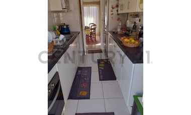 SE VENDE CASA EN LA SERENA