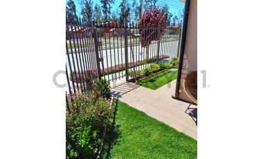 SE VENDE CASA EN LA SERENA