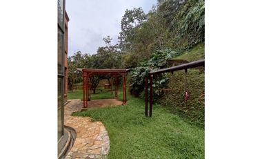 Casa unifamiliar en venta Poblado sector El Tesoro Medellín