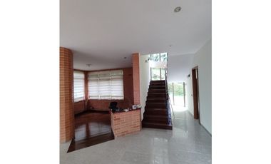 Casa unifamiliar en venta Poblado sector El Tesoro Medellín