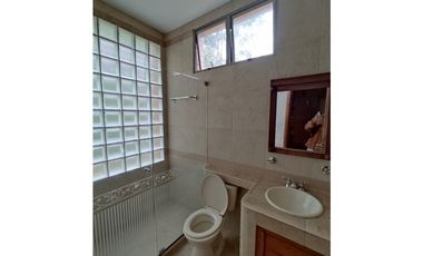 Casa unifamiliar en venta Poblado sector El Tesoro Medellín